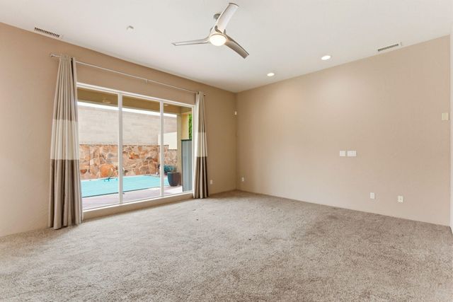 8308 Stoney Place NE, Albuquerque, NM 87122