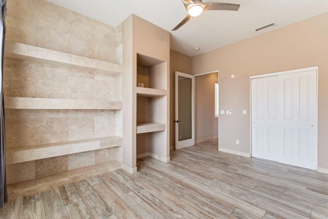 8308 Stoney Place NE, Albuquerque, NM 87122