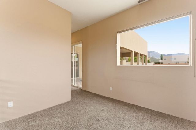 8308 Stoney Place NE, Albuquerque, NM 87122