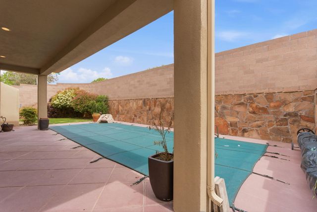 8308 Stoney Place NE, Albuquerque, NM 87122