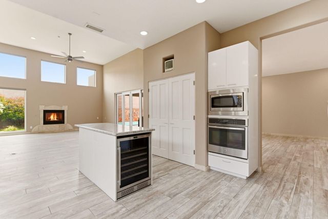 8308 Stoney Place NE, Albuquerque, NM 87122