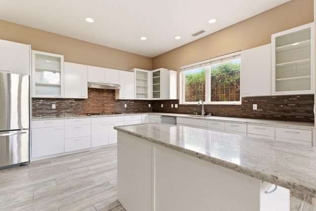 8308 Stoney Place NE, Albuquerque, NM 87122