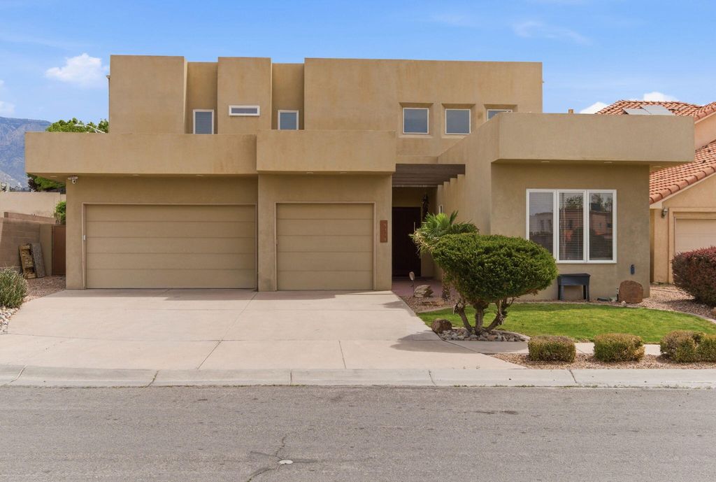 8308 Stoney Place NE, Albuquerque, NM 87122