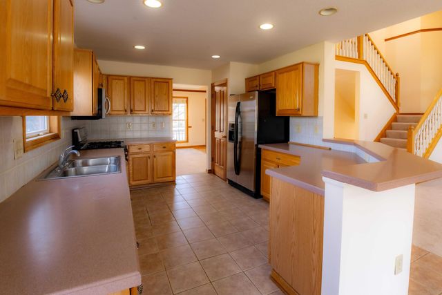 6519 Westbury Drive, Dublin, OH 43016