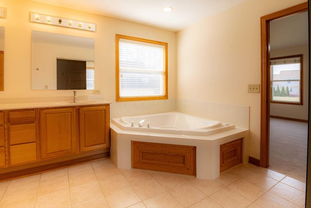 6519 Westbury Drive, Dublin, OH 43016