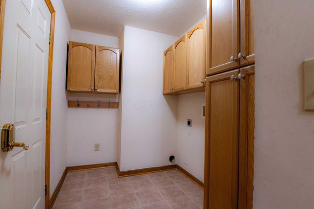 6519 Westbury Drive, Dublin, OH 43016