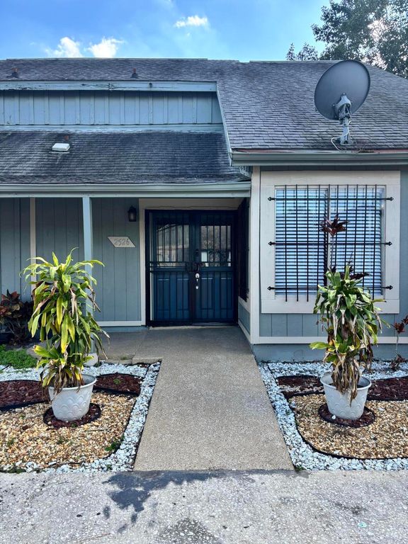 2526 Skan Court E, Orlando, FL 32839