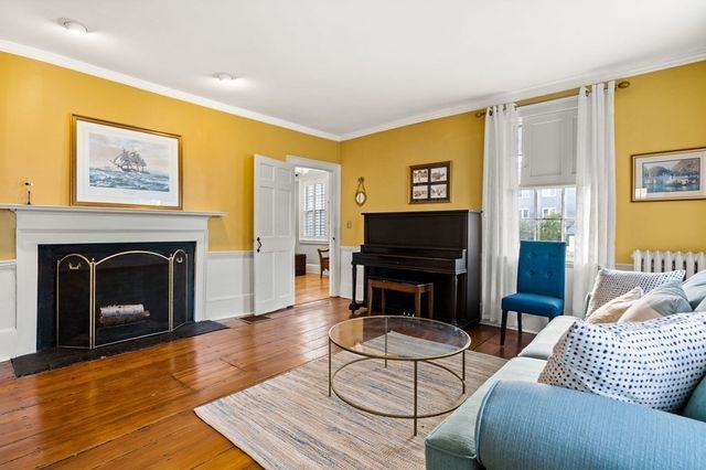 347 High Street, Newburyport, MA 01950