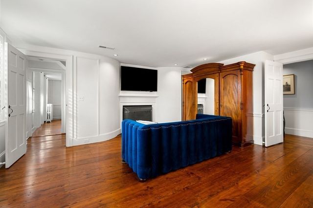 347 High Street, Newburyport, MA 01950