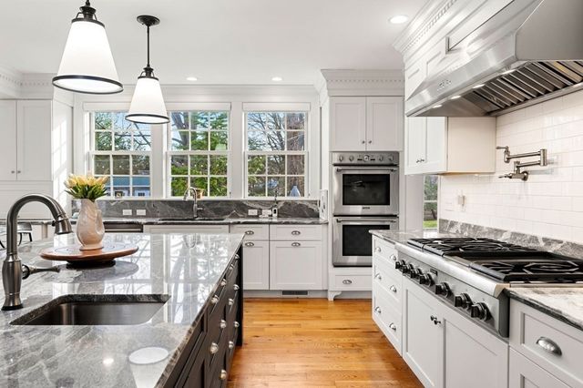 347 High Street, Newburyport, MA 01950