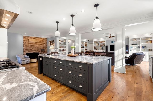347 High Street, Newburyport, MA 01950