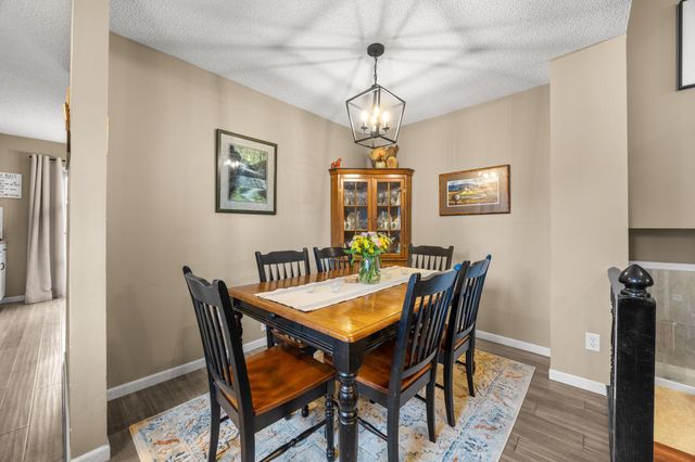 17076 Forfar Court, Lakeville, MN 55024