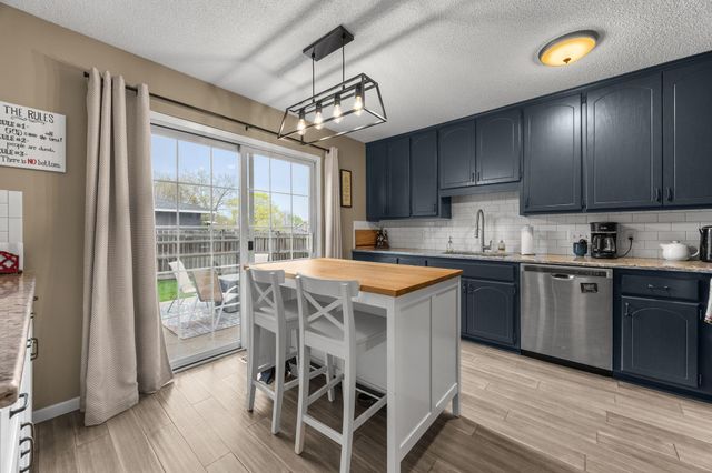 17076 Forfar Court, Lakeville, MN 55024