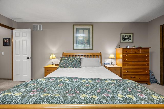 17076 Forfar Court, Lakeville, MN 55024