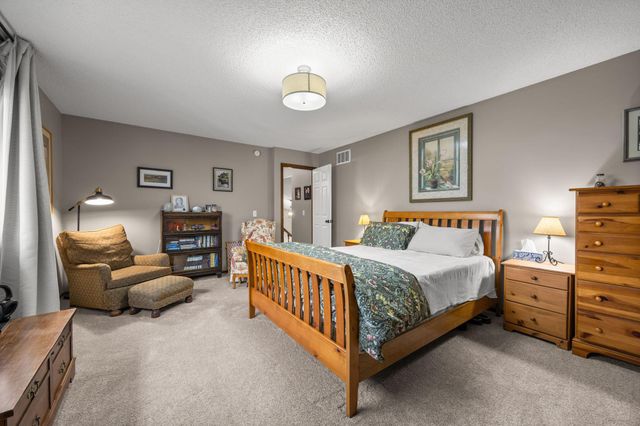17076 Forfar Court, Lakeville, MN 55024