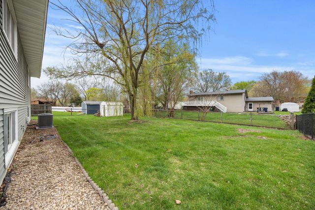 17076 Forfar Court, Lakeville, MN 55024