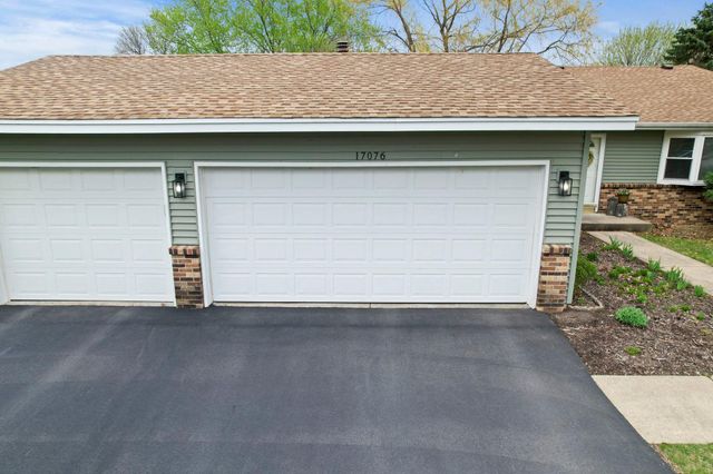 17076 Forfar Court, Lakeville, MN 55024