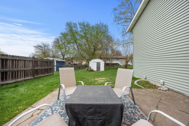 17076 Forfar Court, Lakeville, MN 55024