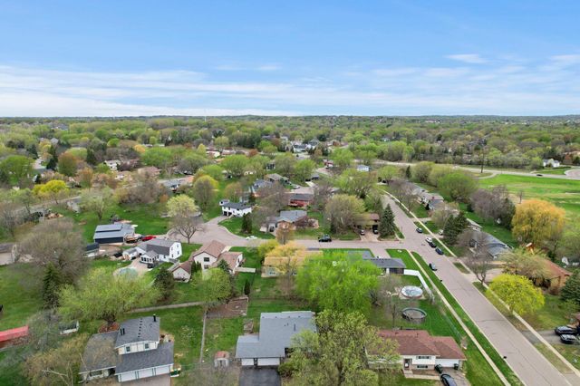 17076 Forfar Court, Lakeville, MN 55024