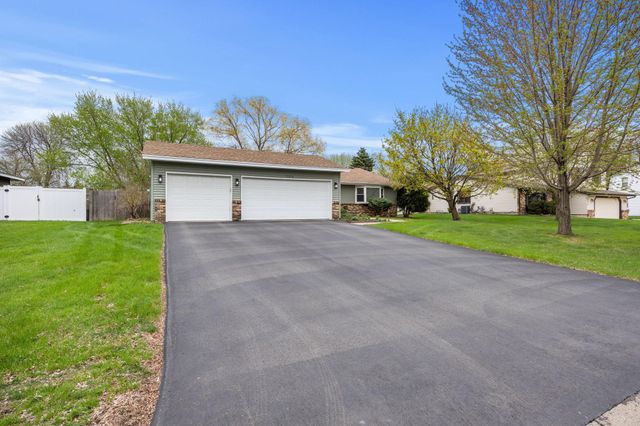 17076 Forfar Court, Lakeville, MN 55024