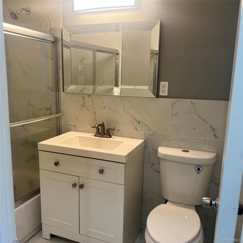 1000 9th Street 43, Greenport, NY 11944