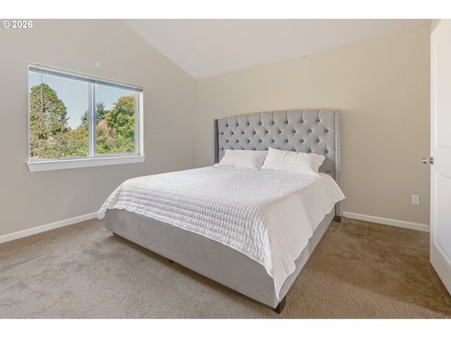 17925 Sw BRISK Ln, Beaverton, OR 97007