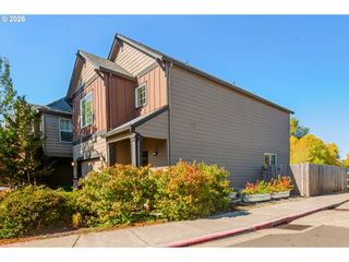 17925 Sw BRISK Ln, Beaverton, OR 97007
