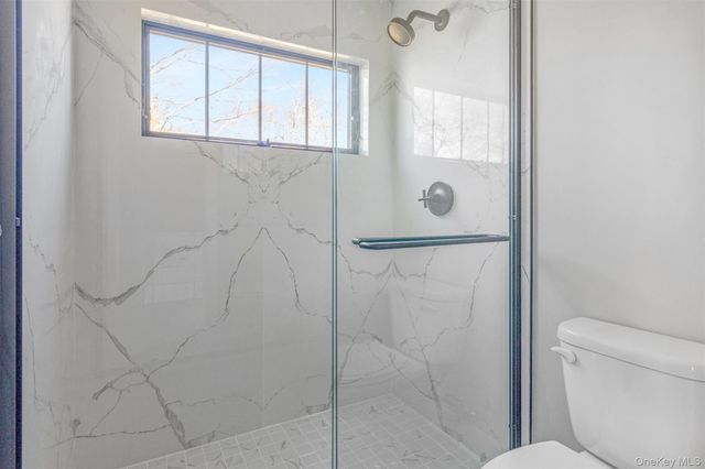 285 Sandy Beach Road, Greenport, NY 11944