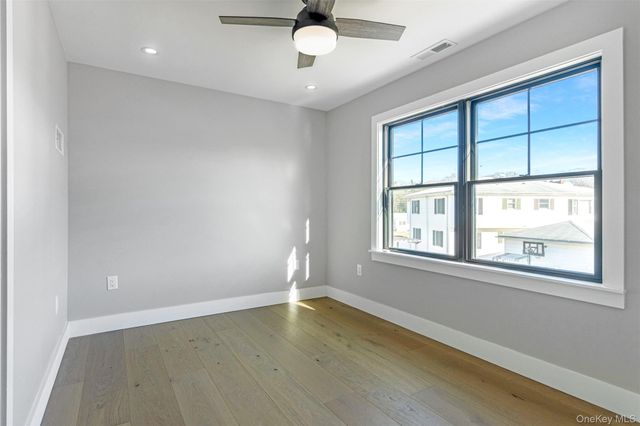 285 Sandy Beach Road, Greenport, NY 11944