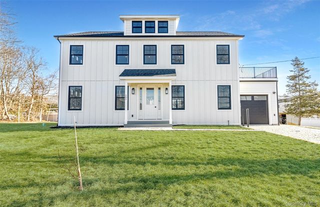 285 Sandy Beach Road, Greenport, NY 11944