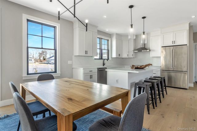 285 Sandy Beach Road, Greenport, NY 11944