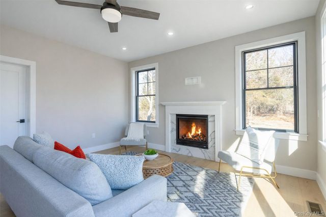 285 Sandy Beach Road, Greenport, NY 11944