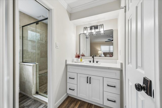 6215 Rena Street, Houston, TX 77092