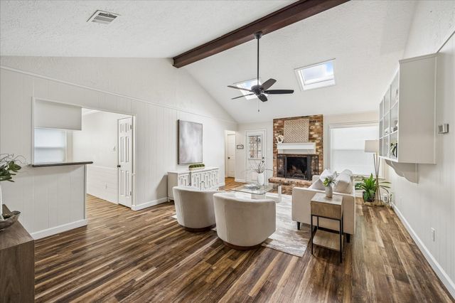 6215 Rena Street, Houston, TX 77092