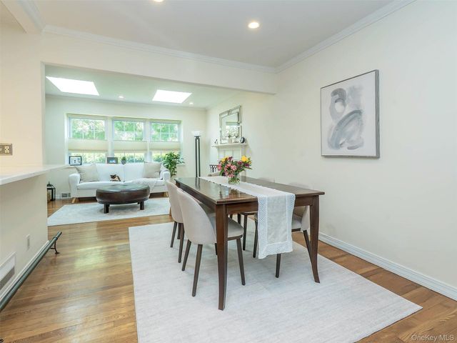 25 Andover Road, Port Washington, NY 11050