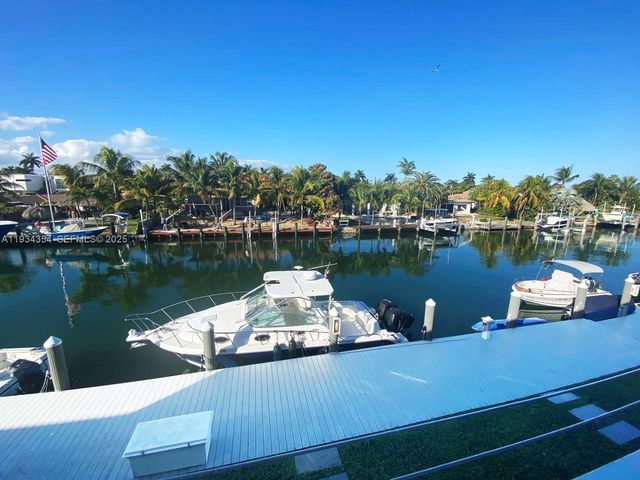 2185 NE 123rd St 204, North Miami, FL 33181