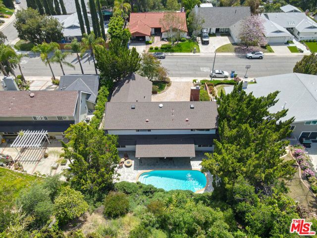 4220 Towhee Drive, Calabasas, CA 91302