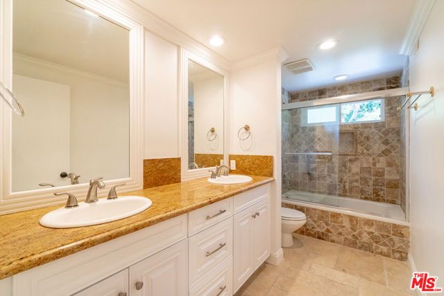 4220 Towhee Drive, Calabasas, CA 91302