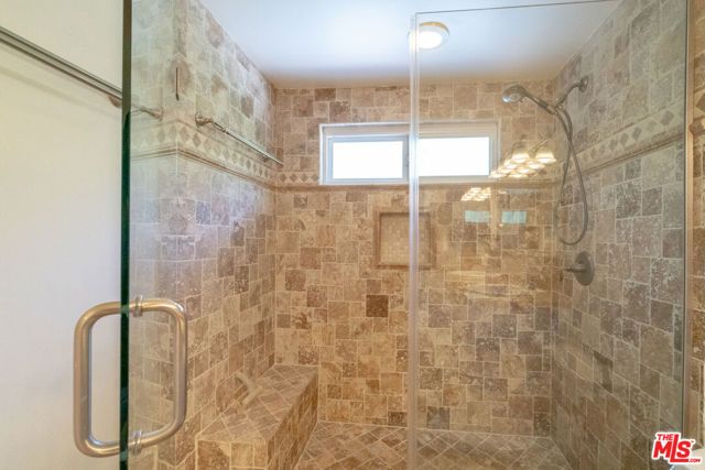 4220 Towhee Drive, Calabasas, CA 91302