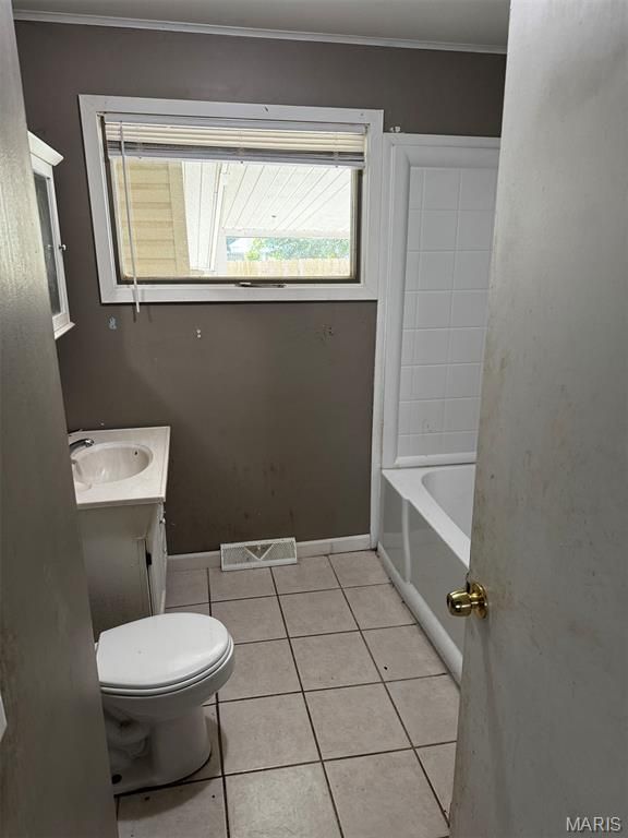 Image 12 of property listing at 110 Navajo Street, Piedmont, MO 63957