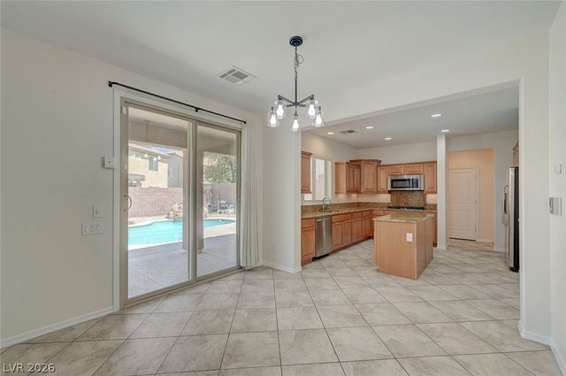 2556 Chateau Clermont Street, Henderson, NV 89044