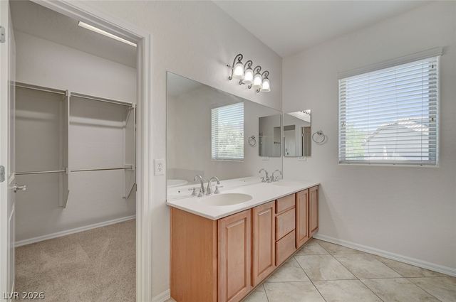 2556 Chateau Clermont Street, Henderson, NV 89044