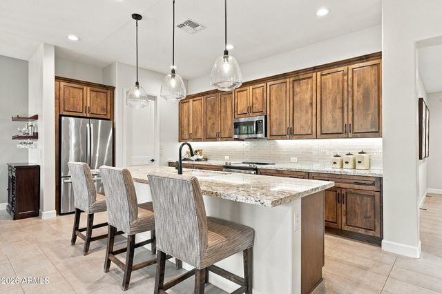 16905 W PINCHOT Avenue, Goodyear, AZ 85395