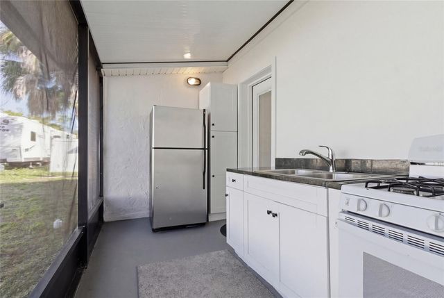 4930 ELDORADO DRIVE, Tampa, FL 33615