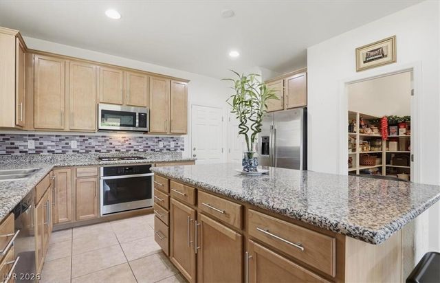 4211 Enchanting Sky Avenue, North Las Vegas, NV 89081