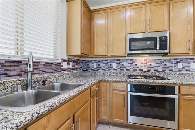 4211 Enchanting Sky Avenue, North Las Vegas, NV 89081