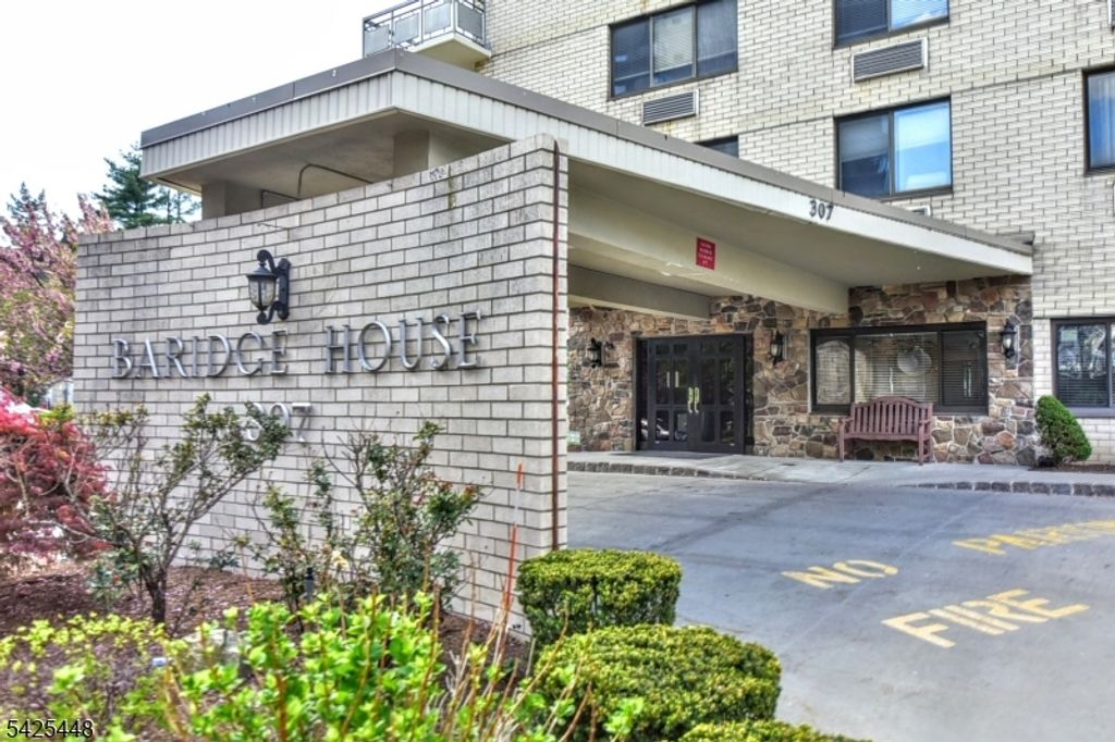 307 Prospect Ave 4 B, Hackensack City, NJ 07601 — photo 5