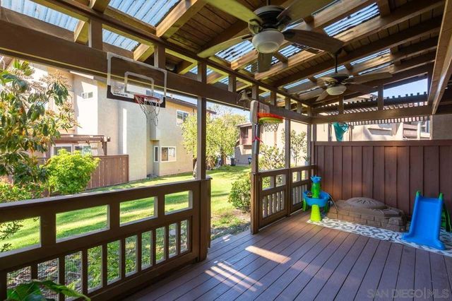 9758 Caminito Doha, San Diego, CA 92131