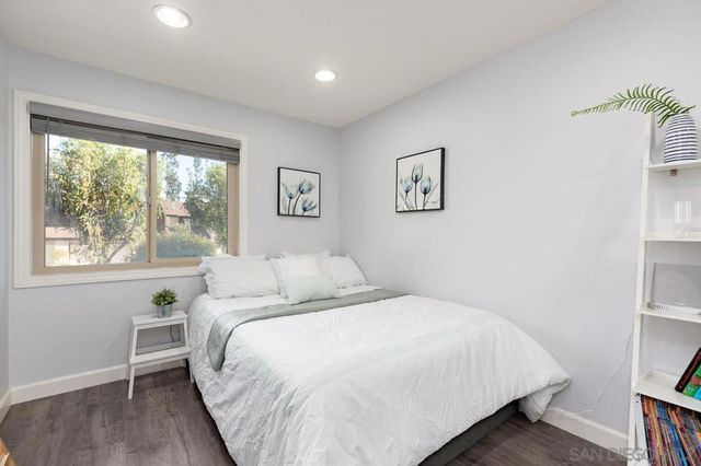 9758 Caminito Doha, San Diego, CA 92131