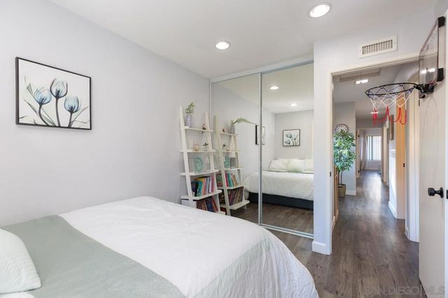 9758 Caminito Doha, San Diego, CA 92131